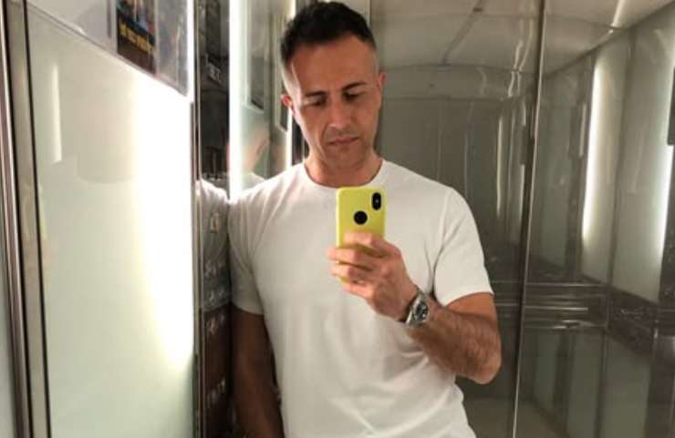 riccardo guarnieri in ascensore
